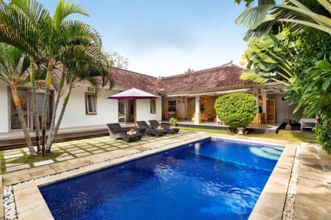 Вилла с 2 спальнями в Seminyak, Бадунг, Индонезия № 1620 2