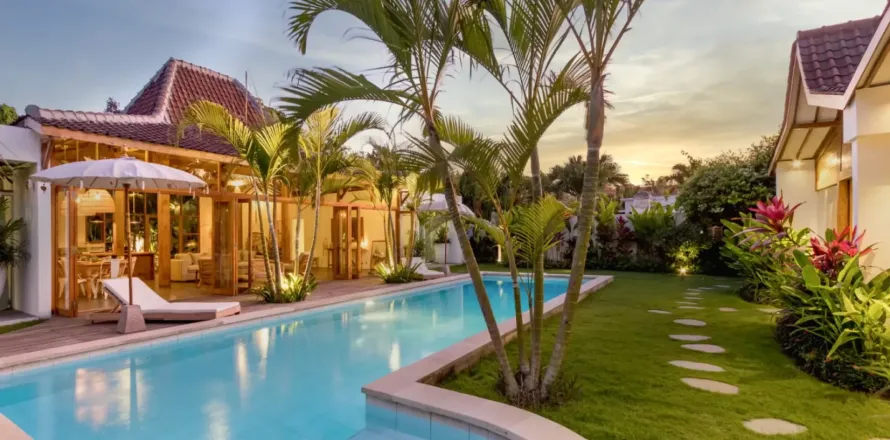 4 bedrooms Villa in Kerobokan, Badung, Indonesia No. 10457