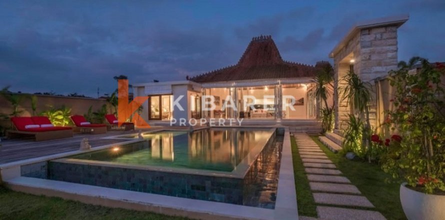 3 bedrooms Villa in Tibubeneng, Badung, Indonesia No. 12725
