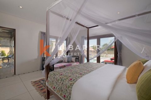 3 bedrooms Villa in Tibubeneng, Badung, Indonesia No. 12725 8