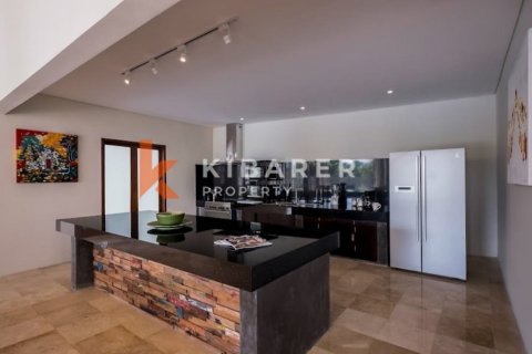 3 bedrooms Villa in Tibubeneng, Badung, Indonesia No. 12725 4