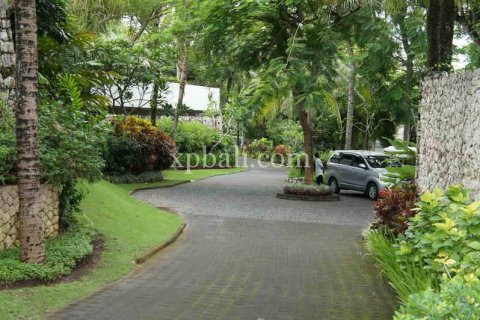 3 bedrooms Villa in Jimbaran, Badung, Indonesia No. 490 8