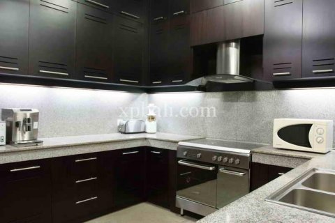 5 bedrooms Villa in Jimbaran, Badung, Indonesia No. 489 4
