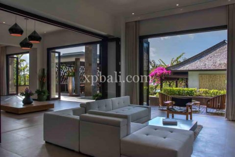 5 bedrooms Villa in Jimbaran, Badung, Indonesia No. 489 20