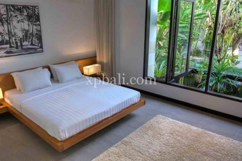5 bedrooms Villa in Jimbaran, Badung, Indonesia No. 489 3