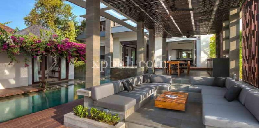 5 bedrooms Villa in Jimbaran, Badung, Indonesia No. 489