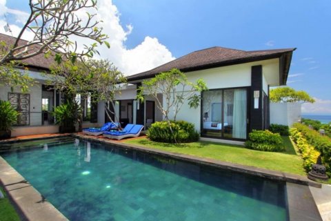 Вилла с 3 спальнями в Nusa Dua, Бадунг, Индонезия № 7698 13