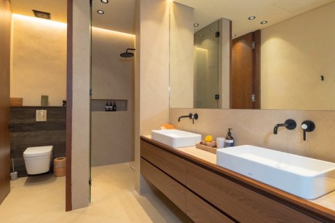4 bedrooms Villa in Canggu, Badung, Indonesia No. 9062 17