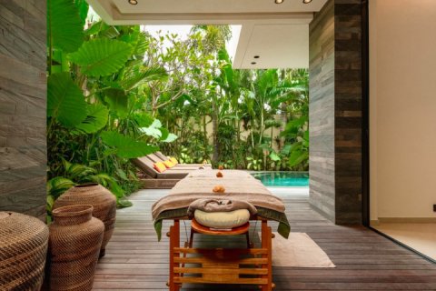 4 bedrooms Villa in Canggu, Badung, Indonesia No. 9062 14