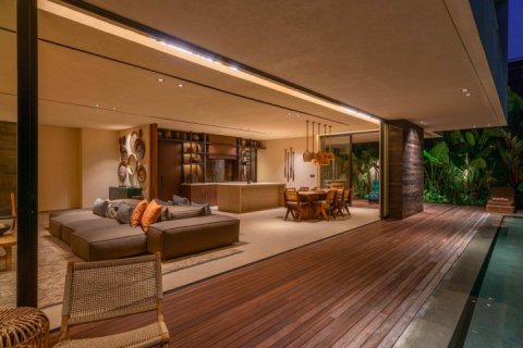 4 bedrooms Villa in Canggu, Badung, Indonesia No. 9062 2