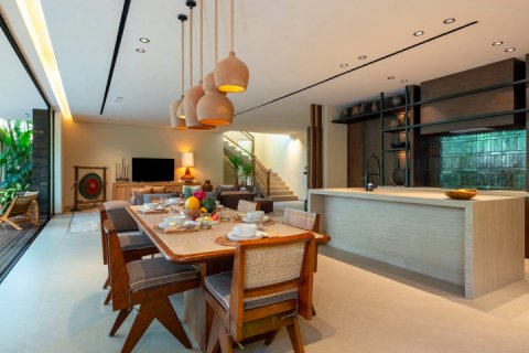 4 bedrooms Villa in Canggu, Badung, Indonesia No. 9062 7