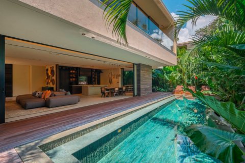 4 bedrooms Villa in Canggu, Badung, Indonesia No. 9062 3