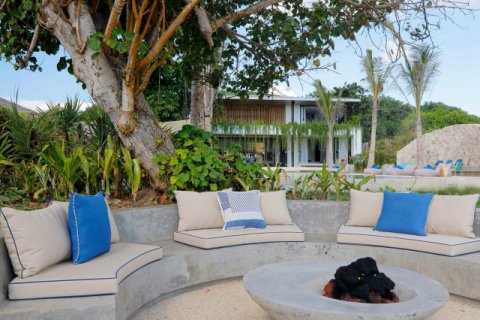 Вилла с 4 спальнями в Nusa Lembongan, Клунгкунг, Индонезия № 8929 15