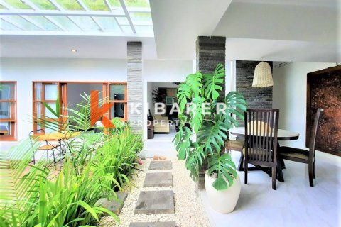 3 bedrooms Villa in Jimbaran, Badung, Indonesia No. 13052 12