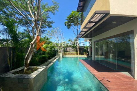 3 bedrooms Villa in Nusa Dua, Badung, Indonesia No. 12294