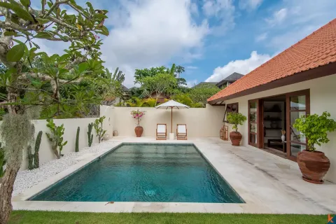 3 bedrooms Villa in Ungasan, Badung, Indonesia No. 10925 2