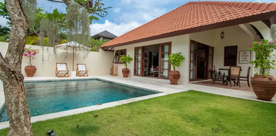 3 bedrooms Villa in Ungasan, Badung, Indonesia No. 10925