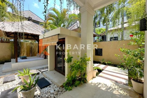Вилла с 3 спальнями в Seminyak, Бадунг, Индонезия № 12989 3