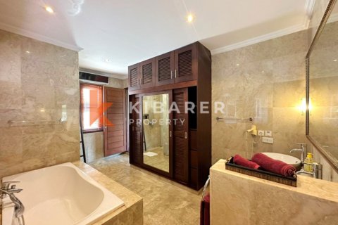 Вилла с 3 спальнями в Seminyak, Бадунг, Индонезия № 12989 24