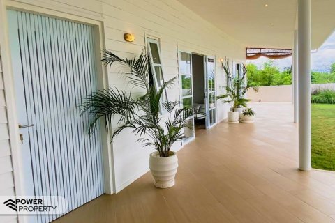 5 bedrooms Villa in South Kuta, Badung, Indonesia No. 8798 19