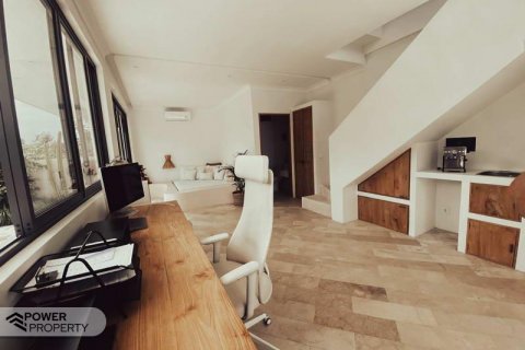 5 bedrooms Villa in South Kuta, Badung, Indonesia No. 8798 5
