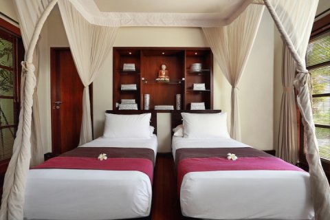 2 bedrooms Villa in Seminyak, Badung, Indonesia No. 1082 6