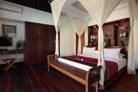 2 bedrooms Villa in Seminyak, Badung, Indonesia No. 1083 6