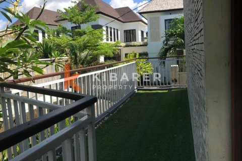 3 bedrooms Villa in South Kuta, Badung, Indonesia No. 13031 17