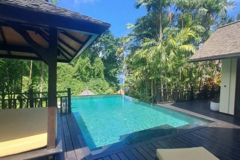 4 bedrooms Villa in South Kuta, Badung, Indonesia No. 9380 1
