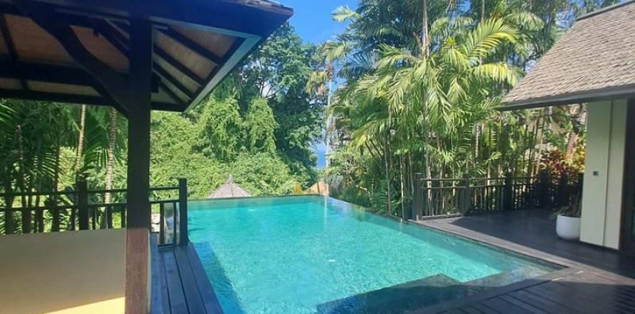 4 bedrooms Villa in South Kuta, Badung, Indonesia No. 9380