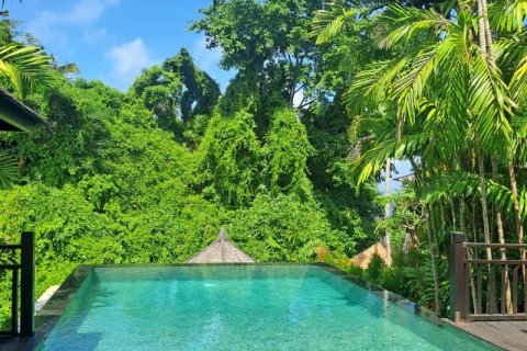 4 bedrooms Villa in South Kuta, Badung, Indonesia No. 9380 2