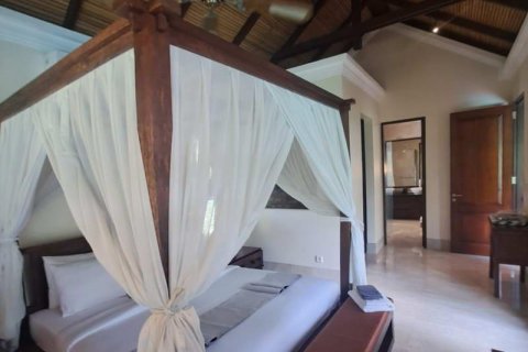 4 bedrooms Villa in South Kuta, Badung, Indonesia No. 9380 15