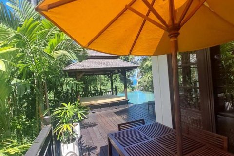 4 bedrooms Villa in South Kuta, Badung, Indonesia No. 9380 10