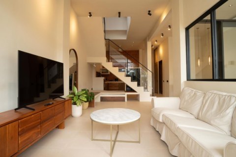 3 bedrooms Villa in Canggu, Badung, Indonesia No. 11571 4