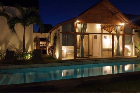 Вилла с 4 спальнями в Seminyak, Бадунг, Индонезия № 1540 8