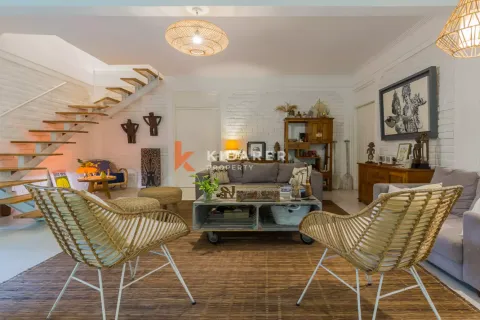 2 bedrooms Villa in Legian, Kuta, Badung, Indonesia No. 12644 4