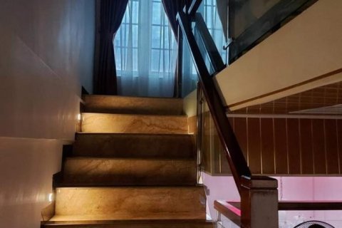 Дом с 5 спальнями в Медан, Индонезия № 6794 13