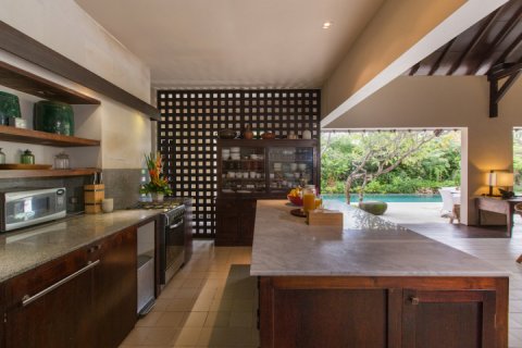 Вилла с 3 спальнями в Seminyak, Бадунг, Индонезия № 7580 22
