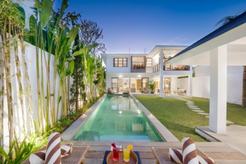 Вилла с 3 спальнями в Canggu, Бадунг, Индонезия № 7579