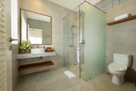 5 bedrooms Villa in Seminyak, Badung, Indonesia No. 7585 21