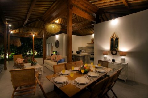 4 bedrooms Villa in Seminyak, Badung, Indonesia No. 1462 10