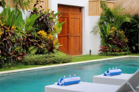 4 bedrooms Villa in Seminyak, Badung, Indonesia No. 1462 8