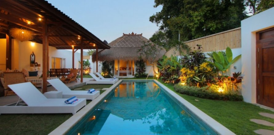 4 bedrooms Villa in Seminyak, Badung, Indonesia No. 1462