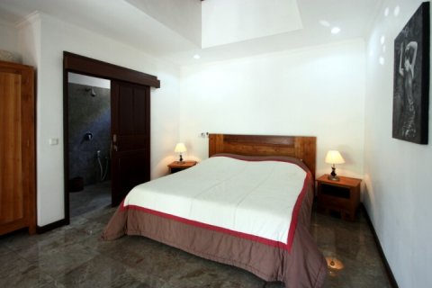 Вилла с 3 спальнями в Seminyak, Бадунг, Индонезия № 1463 13