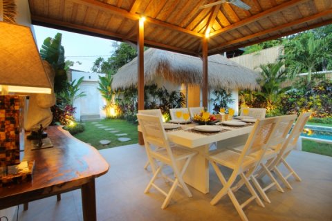 4 bedrooms Villa in Seminyak, Badung, Indonesia No. 1459 7