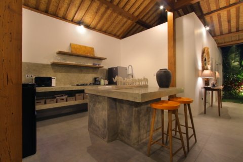 4 bedrooms Villa in Seminyak, Badung, Indonesia No. 1459 5
