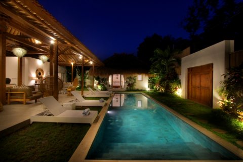 4 bedrooms Villa in Seminyak, Badung, Indonesia No. 1459 18