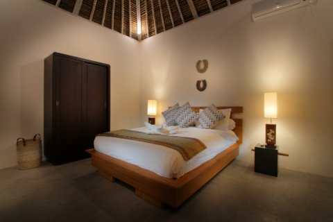4 bedrooms Villa in Seminyak, Badung, Indonesia No. 1459 16