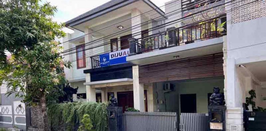 4 bedrooms Villa in Jimbaran, Badung, Indonesia No. 7612