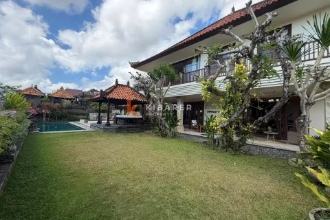 3 bedrooms Villa in Jimbaran, Badung, Indonesia No. 11740 2